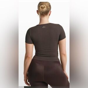 SKIMS Nike phoenix truffle Short Sleeve Tee size small brand new baby tee